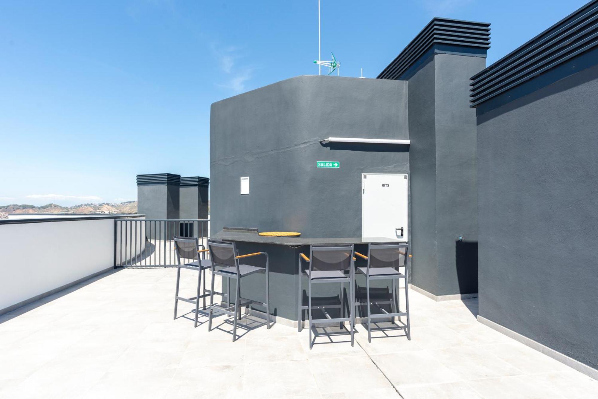 Skyline Iv Pool & Coworking By Ele Apartment Malaga