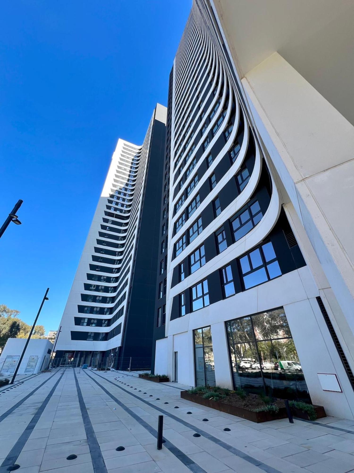 Skyline Iv Pool & Coworking By Ele Apartamento