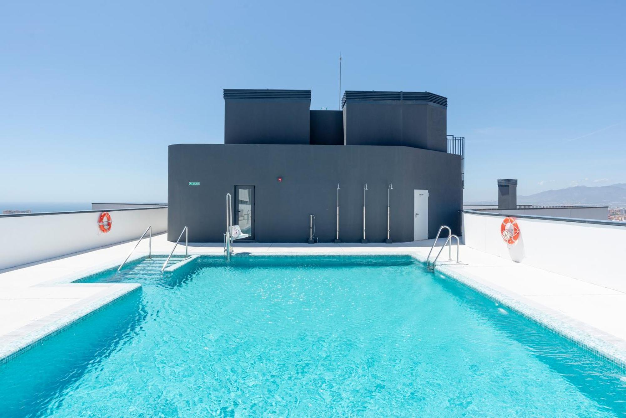 Apartamento Skyline Iv Pool & Coworking By Ele Málaga